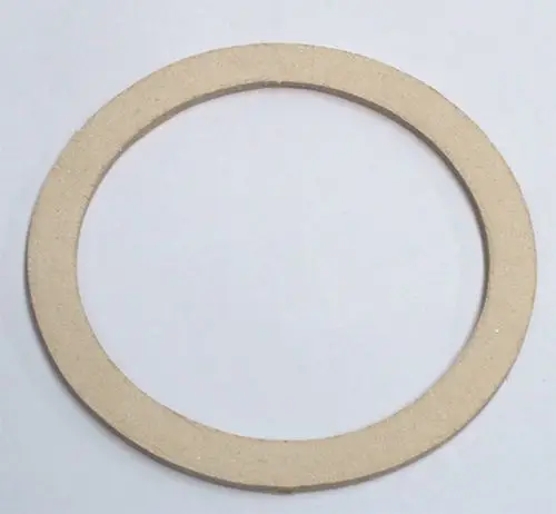 Daikin Dichtung in Form eines runden, flachen Rings aus hellem Material, geeignet für Brennerrohr, auf weißem Hintergrund dargestellt.